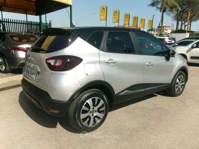 Renault Captur CAPTUR 1.5 DCI 90CV E6 SPORT EDITION NAVIG/CAMERA/BICOLORE 106000 KM Argento usata Giugliano in Campania