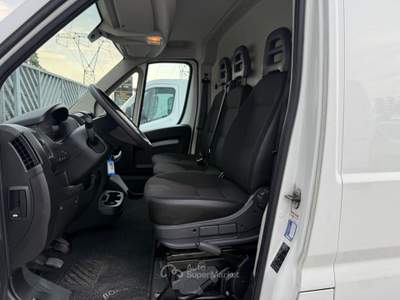 Peugeot Boxer 33 2.2 BlueHDi 120 L2H2 Iva Compresa Bianco usata Prato