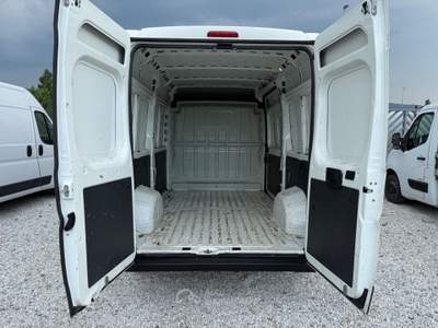 Peugeot Boxer 33 2.2 BlueHDi 120 L2H2 Iva Compresa Bianco usata Prato