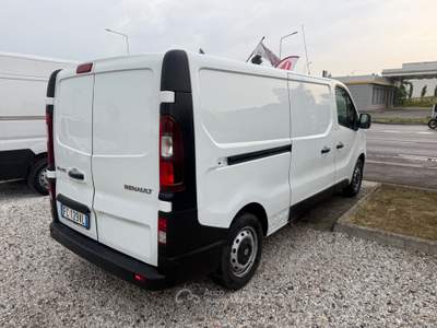 Renault Trafic T29 1.6 dCi Passo Lungo 115CV Iva Compresa Bianco usata Prato