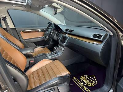 Volkswagen Passat 2.0 TDI 177 CV FULL OPTIONAL •Tetto •Pelle Marrone usata Sesto San Giovanni