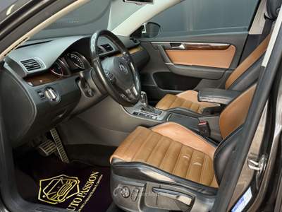 Volkswagen Passat 2.0 TDI 177 CV FULL OPTIONAL •Tetto •Pelle Marrone usata Sesto San Giovanni