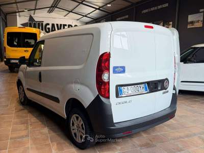Fiat Doblò 1.6mjt FURGONE Bianco usata Salerno
