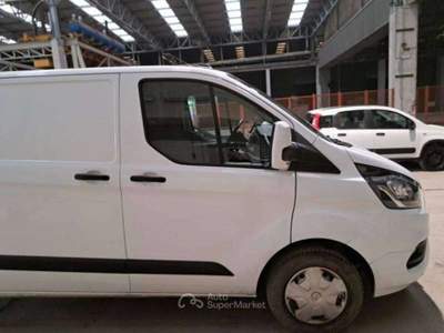 Ford Transit Custom 2.0tdci 130cv L1H1 FURGONE Bianco usata Salerno