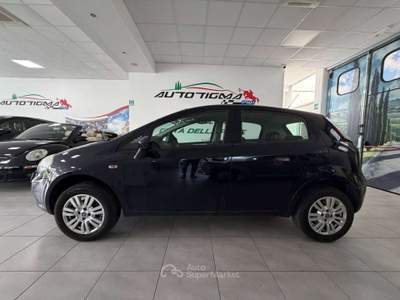 Fiat Punto III 2012 5p 1.4 natural power 70cv Nero usata Foligno