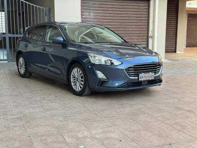 Ford Focus automatico Business Co-Pilot Grigio usata SANTERAMO IN COLLE