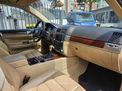 Volkswagen Touareg 2.5 TDI  4X4 Nero usata Torino