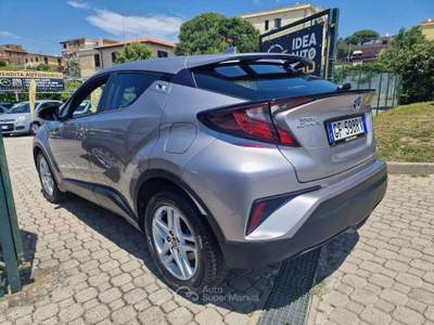 Toyota C-HR 1.8h Business e-cvt PROMO FINANZIAMENTO Argento usata Roma