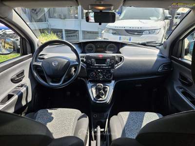 Lancia Ypsilon Ypsilon 1.2 Elefantino Blu ecochic Gpl 69cv my19 Bianco usata Torino