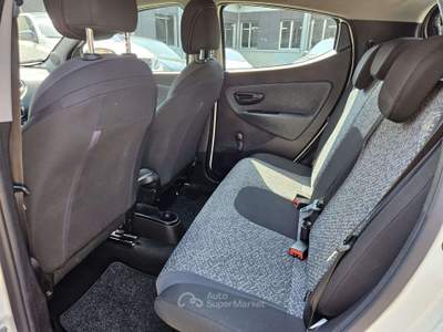 Lancia Ypsilon Ypsilon 1.2 Elefantino Blu ecochic Gpl 69cv my19 Bianco usata Torino