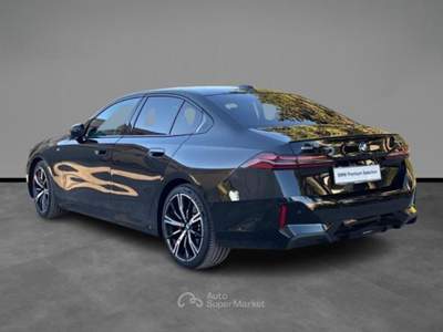 BMW Serie 5 520d 520 d 48V xDrive Msport Pro Nero usata LECCE