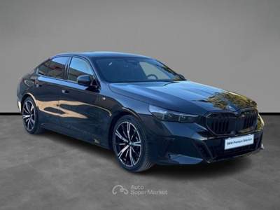 BMW Serie 5 520d 520 d 48V xDrive Msport Pro Nero usata LECCE