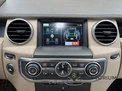 Land Rover Discovery 3.0 SDV6 255CV Oro usata San Giorgio del Sannio