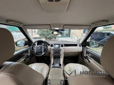 Land Rover Discovery 3.0 SDV6 255CV Oro usata San Giorgio del Sannio