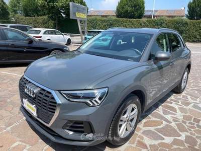 Audi Q3 S tronic Business Grigio usata VEDELAGO