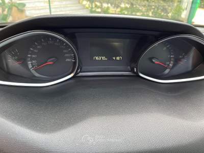 Peugeot 308 BlueHDi 120 S&amp;S SW Business Grigio usata San Giorgio del Sannio