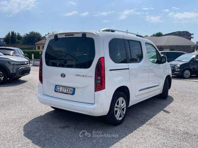 Toyota Proace Verso 1.2 Executive 110CV / IN PRONTA CONSEGNA Bianco usata TORINO