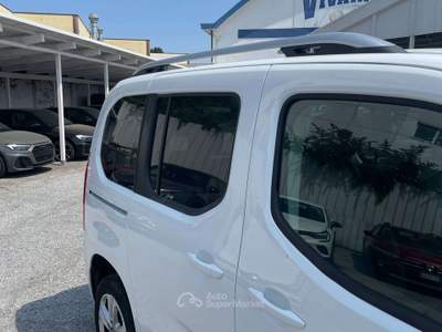 Toyota Proace Verso 1.2 Executive 110CV / IN PRONTA CONSEGNA Bianco usata TORINO