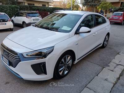 Hyundai Ioniq vettura come nuova km 52000 tagliandi certificati usata Firenze