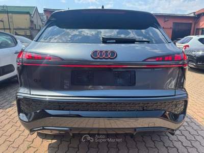 Audi Q3 TFSI 110 kW mHEV S tronic S Line edition Grigio usata Milano