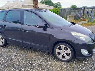 Renault Scénic Scenic 1.9 dCi 130CV Dynamique 7 POSTI Nero usata Roma