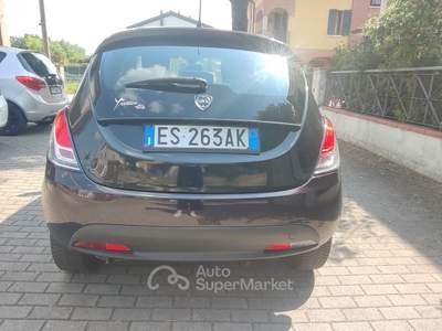 Lancia Ypsilon 5 porte GPL Ecochic Gold Lilla usata Nonantola