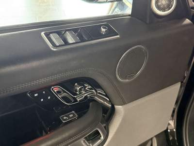 Land Rover Range Rover 4.4 sdV8 Autobiography usata Curti