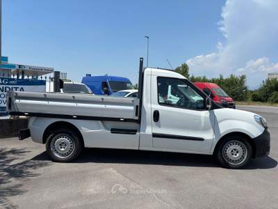 Fiat Doblò Work up  3 posti 1.6 MJT 105 cv cassone euro6 Bianco usata Cazzago San Martino