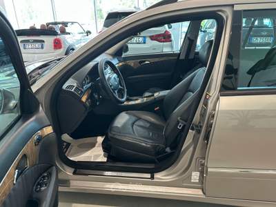 Mercedes-Benz Classe E E 320 CDI V6 cat S.W. 4Matic Classic Grigio usata Ferrara
