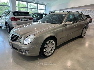 Mercedes-Benz Classe E E 320 CDI V6 cat S.W. 4Matic Classic Grigio usata Ferrara