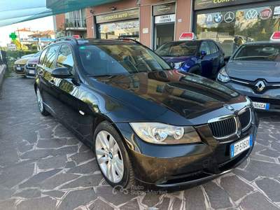BMW Serie 3 320i 320 320i Touring Msport usata Lesmo