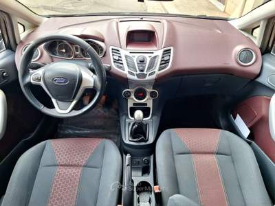 Ford Fiesta 5p. Titanium Nero usata Castellana Grotte