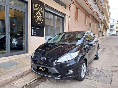 Ford Fiesta 5p. Titanium Nero usata Castellana Grotte