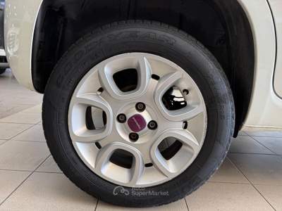Fiat Panda Turbo Natural Power Lounge Bianco usata Viareggio