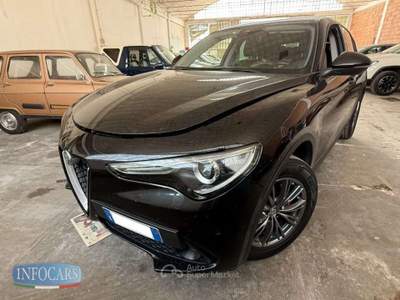 Alfa Romeo Stelvio 2.2 Turbodiesel 210 CV AT8 Q4 Business Motore Fuso Nero usata Este