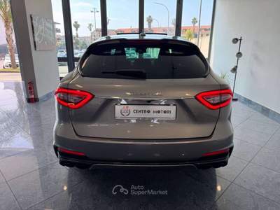 Maserati Levante 3.8 V8 Trofeo 580cv auto Spettacolare Uniprop Grigio usata Giugliano in Campania