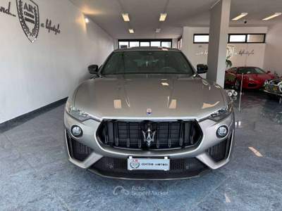 Maserati Levante 3.8 V8 Trofeo 580cv auto Spettacolare Uniprop Grigio usata Giugliano in Campania
