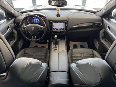 Maserati Levante 3.8 V8 Trofeo 580cv auto Spettacolare Uniprop Grigio usata Giugliano in Campania