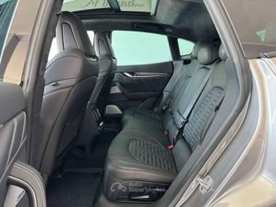 Maserati Levante 3.8 V8 Trofeo 580cv auto Spettacolare Uniprop Grigio usata Giugliano in Campania