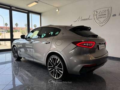 Maserati Levante 3.8 V8 Trofeo 580cv auto Spettacolare Uniprop Grigio usata Giugliano in Campania