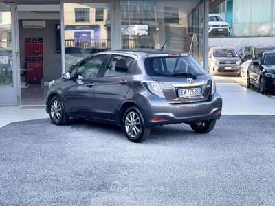 Toyota Yaris Benzina 69CV E5 Neo - 2014 Grigio usata Roma