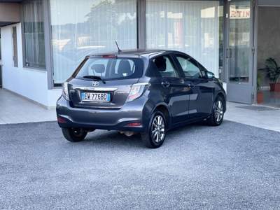 Toyota Yaris Benzina 69CV E5 Neo - 2014 Grigio usata Roma