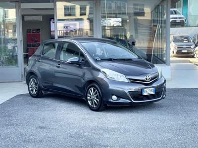 Toyota Yaris Benzina 69CV E5 Neo - 2014 Grigio usata Roma