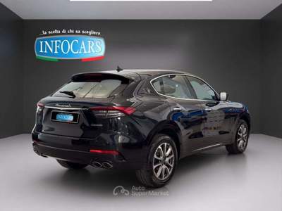 Maserati Levante MHEV 330 CV AWD Executive Prezzo reale Nero usata Este