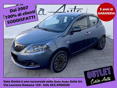 Lancia Ypsilon 5 porte S&S Hybrid Silver Plus Blu/Azzurro usata Roma