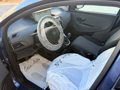 Lancia Ypsilon 5 porte S&S Hybrid Silver Plus Blu/Azzurro usata Roma