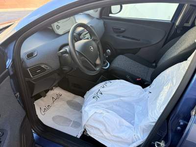 Lancia Ypsilon 5 porte S&S Hybrid Silver Plus Blu/Azzurro usata Roma