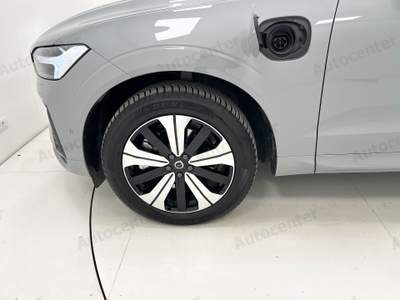 Volvo XC60 XC60 T6 PLUG IN RECHARGE PHEV PLUS DARK AWD AUT Grigio usata Bassano del Grappa