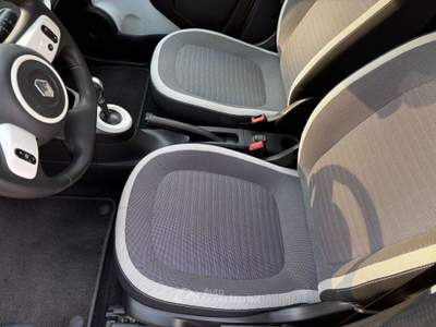 Renault Twingo 22KWH EQUILIBRE Giallo usata TREVIGLIO