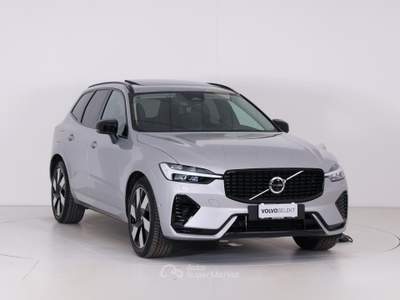 Volvo XC60 PLUG IN  ULTRA DARK AWD AUT **SOSPENSIONI PNEUMATICHE E  SEDILI VENTILATI** Argento usata Bassano del Grappa